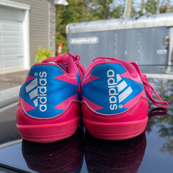 Adidas F10 TRX Turf cleats - Picture 4 of 6